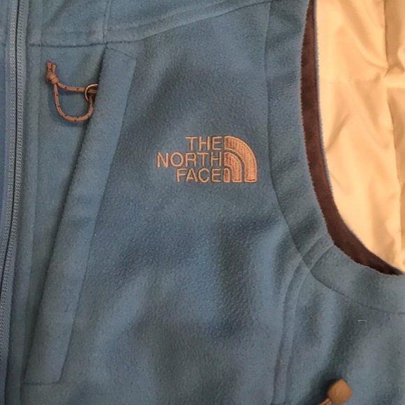 Women’s XS North Face Vest - Picture 2 of 6